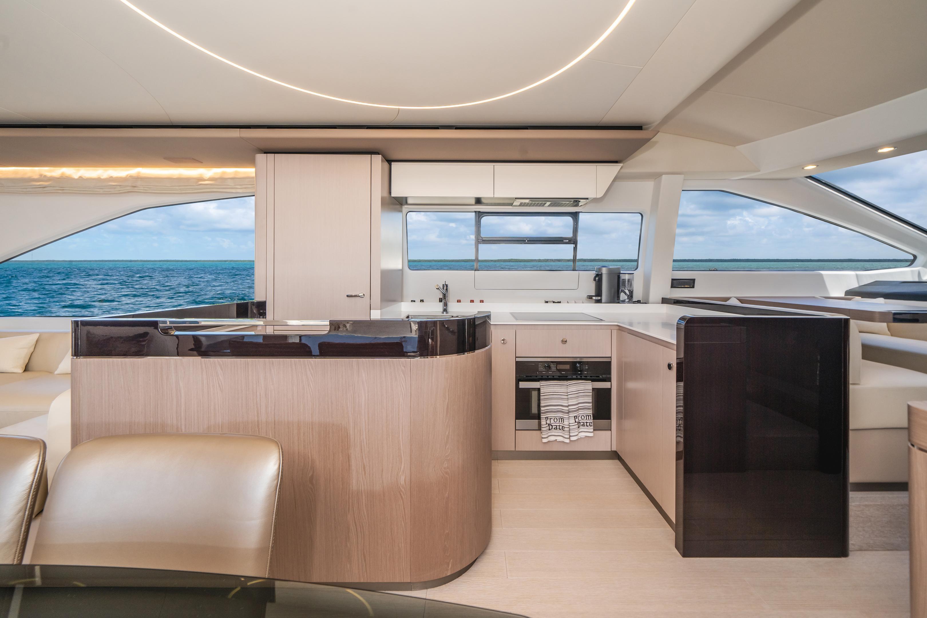 2022 Azimut
                                                             72 FLY Image Thumbnail #25