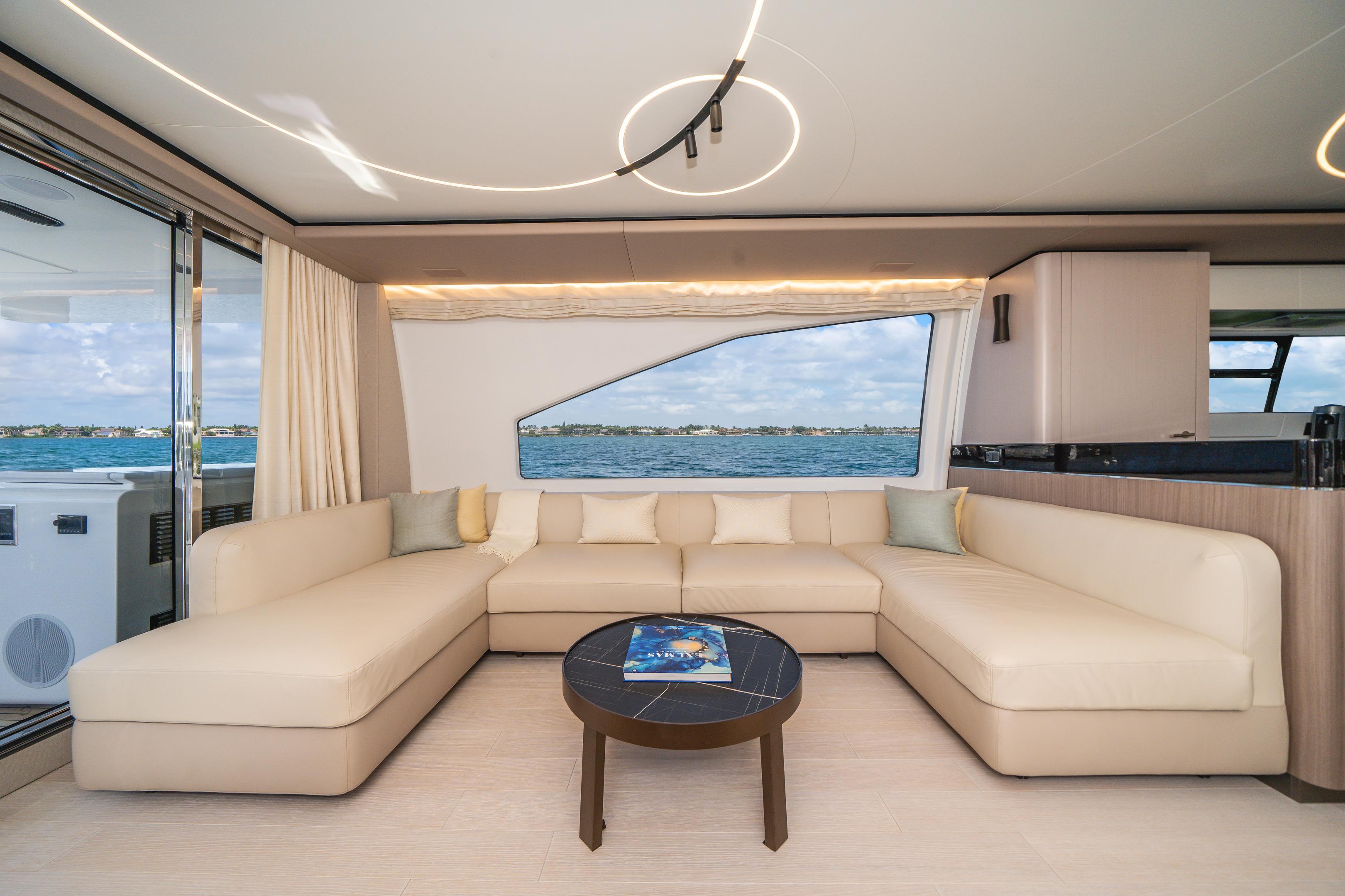 2022 Azimut
                                                             72 FLY Image Thumbnail #21