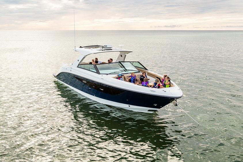 2023 Sea Ray
                                                             SLX 400 Outboard Image Thumbnail #3